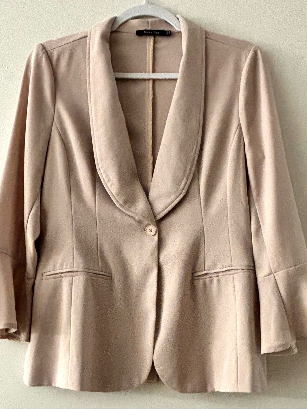 Doe & Rae Beige Shawl-Collar Blazer size Medium